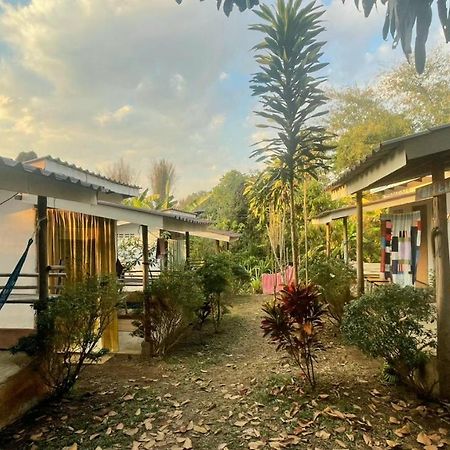 Sun Moon Pai Bungalow Buitenkant foto